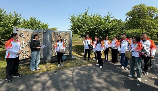 15a4ceb672cf9371eb3def6338f2cc7f.jpg 15a4ceb672cf9371eb3def6338f2cc7f.jpg